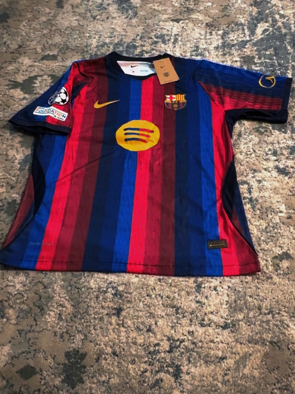 Barcelona 2026/27 Home Jersey With Rodrigo